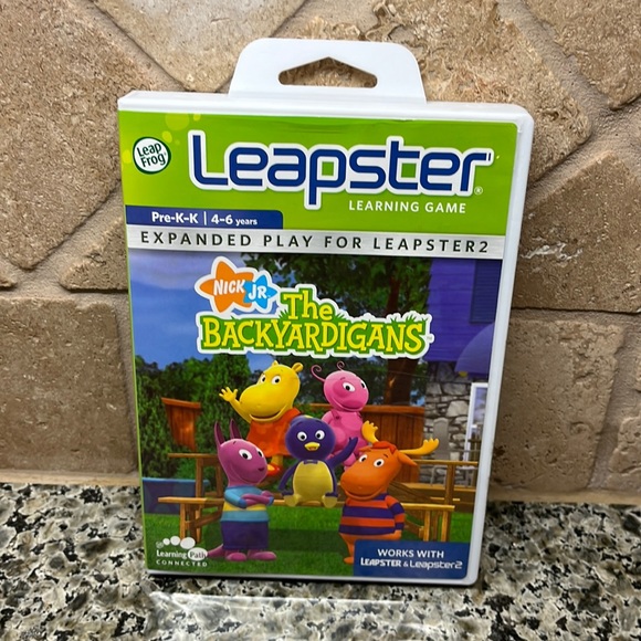 LeapFrog Leapster Games Dora Camping Adventure, Backyardigans and Finding Nemo - Picture 4 of 7
